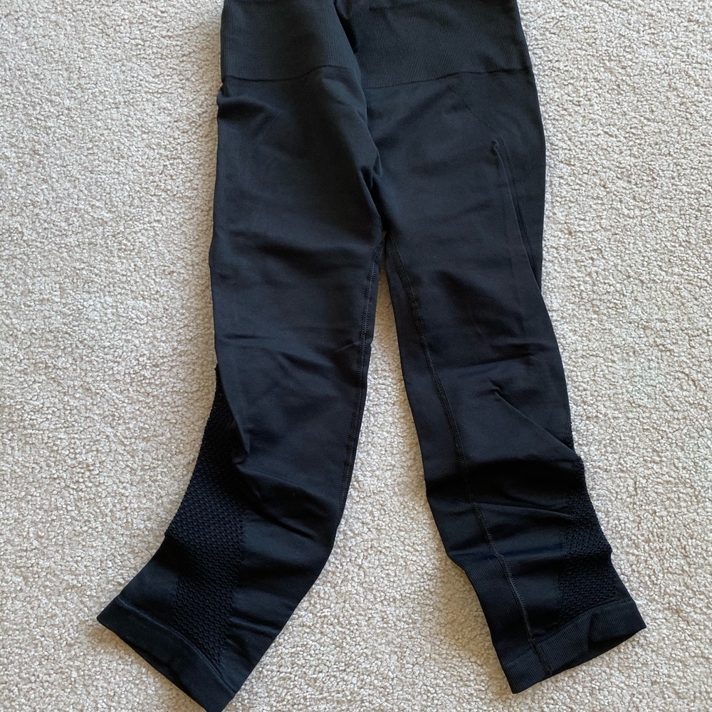 Athleta cropped Leggings